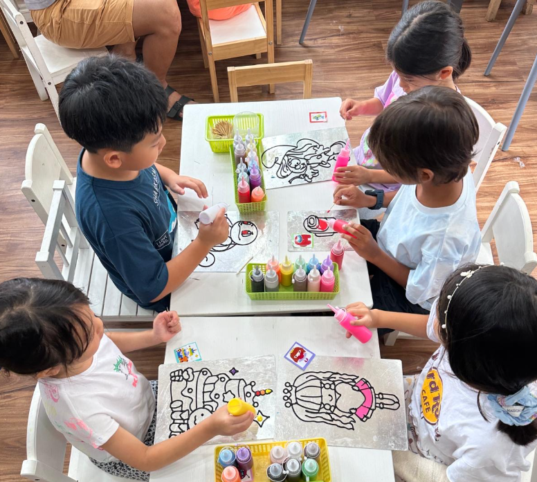 Art and craft activity at Gallop Jackuda